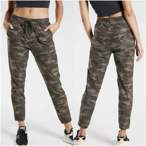 ATHLETA Farallon Jogger in Camo - Picture 1 of 14